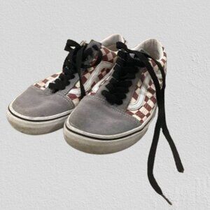 checkered low rise Vans